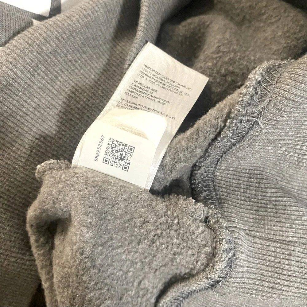 The North Face Men's Half Dome Pullover Hoodie with Front Pouch Pocket Medium
